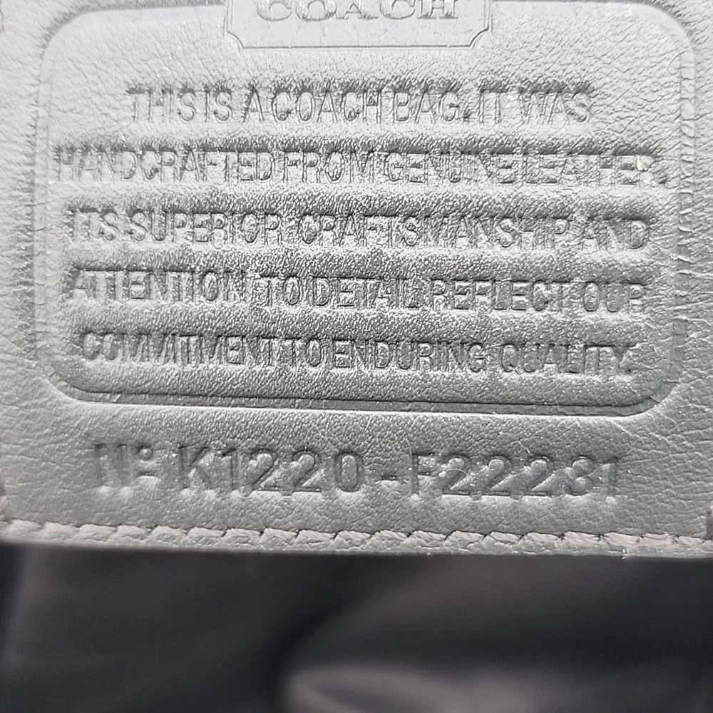 Coach Light Grey/Beige Python Embossed Leather Shoulder Tote Bag - Picture 15 of 15